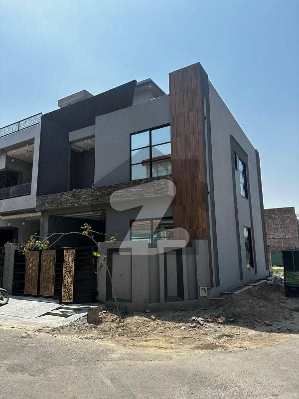5 Marla Beautifully Designed Corner House For Sale And Direct Meeting With Owner In Park View City Lahore. 5 Marla Beautifully Designed Corner House For Sale And Direct Meeting With Owner In Park View City Lahore.
