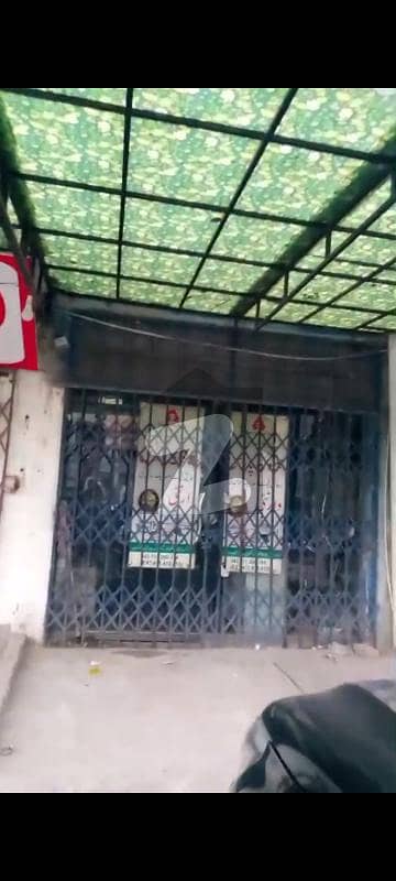 وہاڑی چوک ملتان میں 4 کمروں کا 3 مرلہ دکان 2.0 کروڑ میں برائے فروخت۔