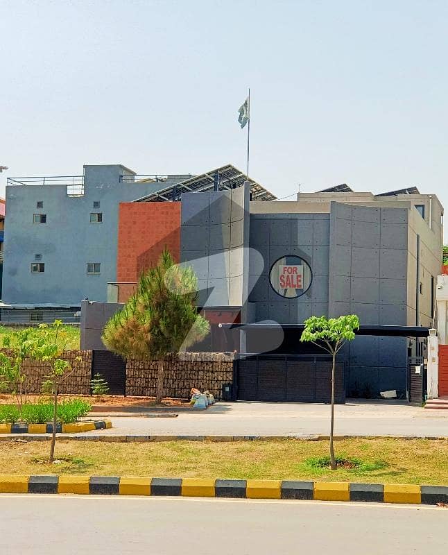 ڈی ایچ اے ڈیفینس فیز 2 ڈی ایچ اے ڈیفینس,اسلام آباد میں 5 کمروں کا 1 کنال مکان 14.5 کروڑ میں برائے فروخت۔ ڈی ایچ اے ڈیفینس فیز 2 ڈی ایچ اے ڈیفینس,اسلام آباد میں 5 کمروں کا 1 کنال مکان 14.5 کروڑ میں برائے فروخت۔
