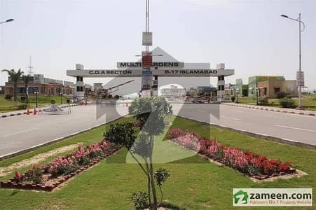 بی