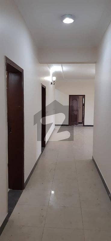 G+7 With Lift 4th Floor Apartment Available For Sale In Askari 5
