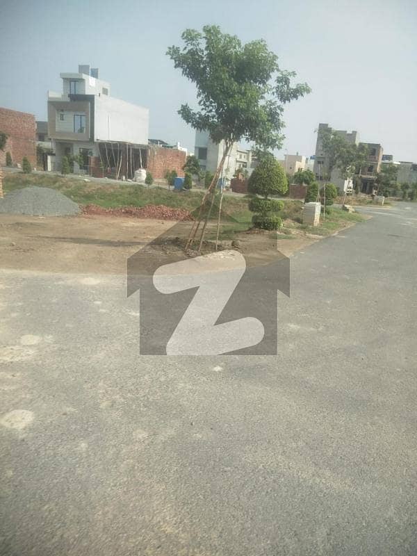 یونین گرین کالج روڈ,لاہور میں 3 مرلہ رہائشی پلاٹ 55.0 لاکھ میں برائے فروخت۔ یونین گرین کالج روڈ,لاہور میں 3 مرلہ رہائشی پلاٹ 55.0 لاکھ میں برائے فروخت۔