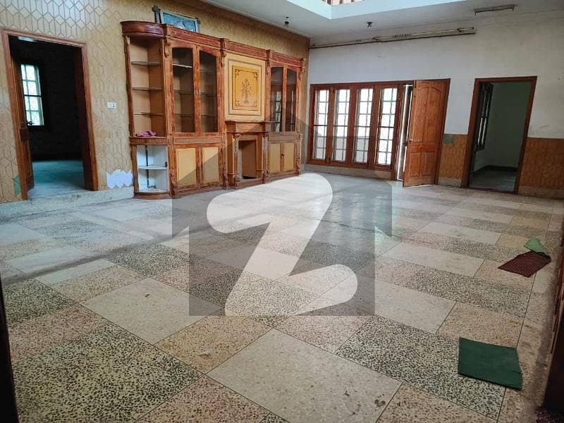 2 Kanal House Is Available For Rent 2 Kanal House Is Available For Rent