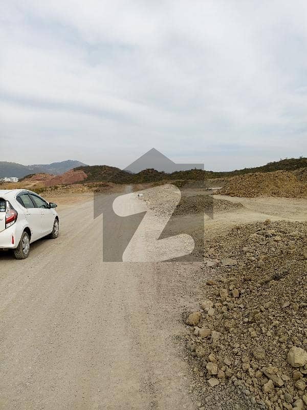 Top Location Plot For Sale Top Location Plot For Sale