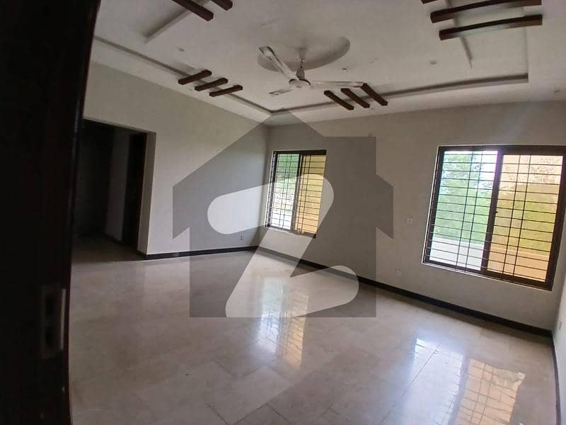 1 Kanal House For Grabs In G-15 1 Kanal House For Grabs In G-15