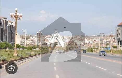 بحریہ انٹلیکچول ویلج بحریہ ٹاؤن راولپنڈی,راولپنڈی میں 5 کمروں کا 1 کنال مکان 19.0 کروڑ میں برائے فروخت۔
