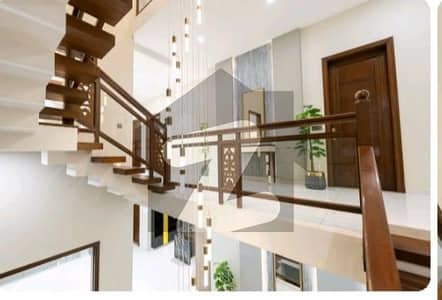 Affordable Prime Location House Of 500 Square Yards Is Available For sale