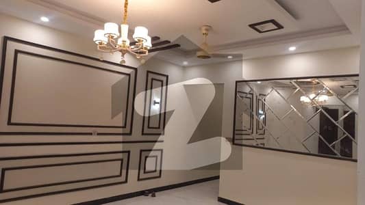 Ideally Located Prime Location Flat Of 1700 Square Feet Is Available For sale In Karachi