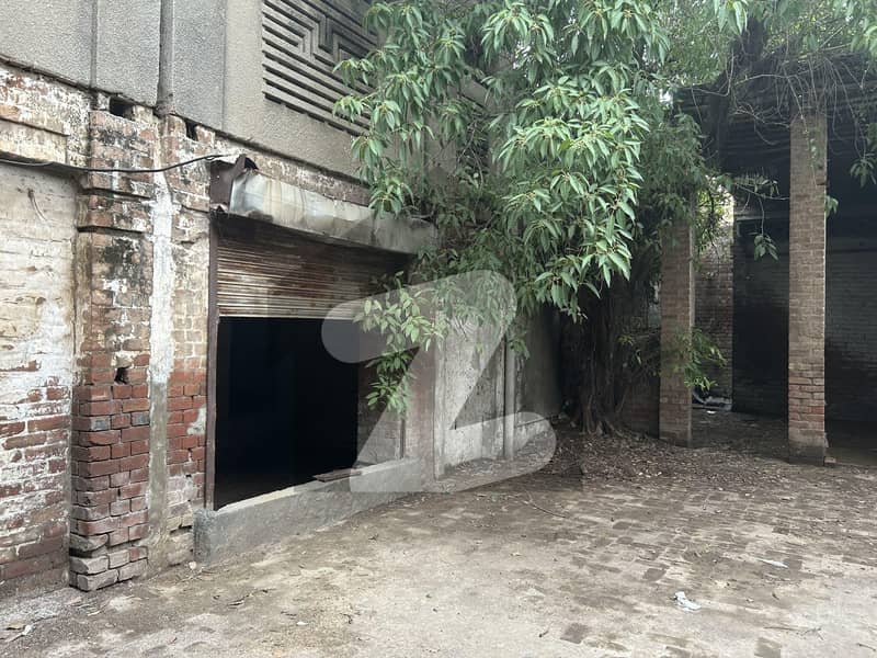 Commercial hot Location suitable for various businesses Commercial hot Location suitable for various businesses