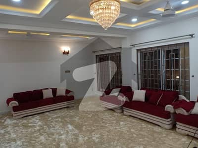 ایف ۔ 7/1 ایف ۔ 7,اسلام آباد میں 5 کمروں کا 1 کنال مکان 29.0 کروڑ میں برائے فروخت۔