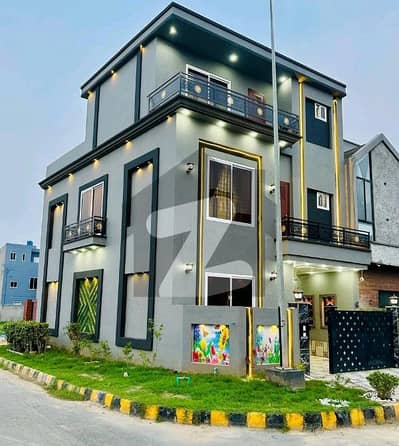 سٹی ہاؤسنگ سوسائٹی گوجرانوالہ میں 4 کمروں کا 5 مرلہ مکان 2.0 کروڑ میں برائے فروخت۔