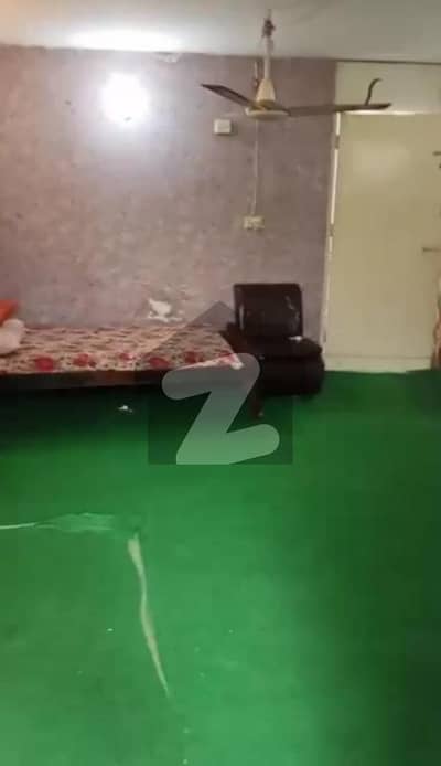 ROOM FOR RENT (FOR 2 LADIES)