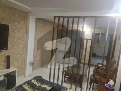 بحریہ ٹاؤن سیکٹر سی بحریہ ٹاؤن,لاہور میں 1 کمرے کا 2 مرلہ فلیٹ 65.0 لاکھ میں برائے فروخت۔