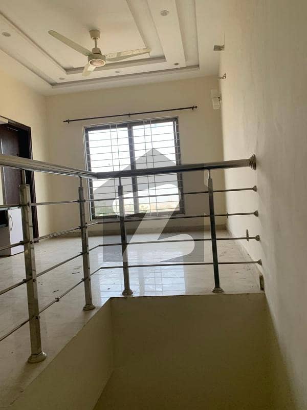 125 Sq Yards Villa Ali Block Near Main Road