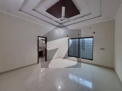 14 Marla Triple Storey
