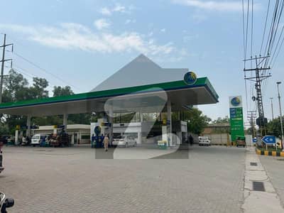 ٹھوکر نیاز بیگ لاہور میں 4 کنال علاوہ 90.0 کروڑ میں برائے فروخت۔