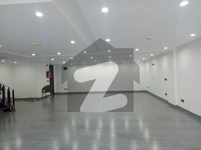 ڈی ایچ اے فیز 5 ڈیفنس (ڈی ایچ اے),لاہور میں 8 مرلہ عمارت 22.0 لاکھ میں کرایہ پر دستیاب ہے۔ ڈی ایچ اے فیز 5 ڈیفنس (ڈی ایچ اے),لاہور میں 8 مرلہ عمارت 22.0 لاکھ میں کرایہ پر دستیاب ہے۔