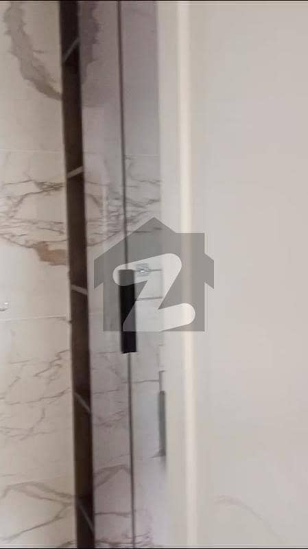 32 