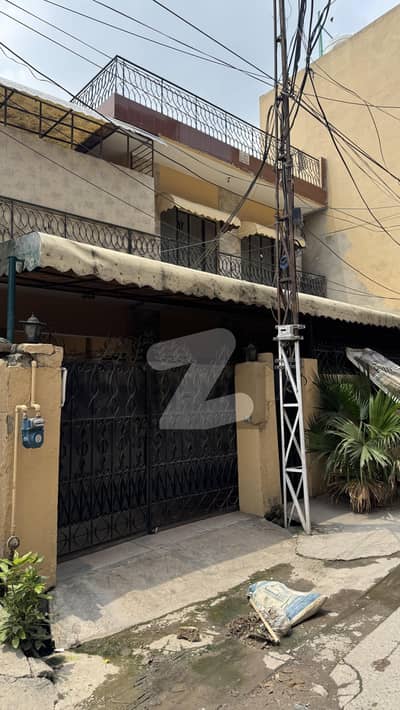 10 marla double story house 2 nd house from main road