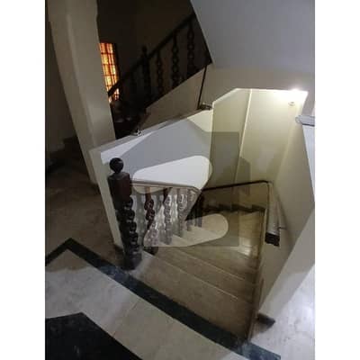 Upper Portion for Rent Bath Island (250 Yards)  Location: Bath Island