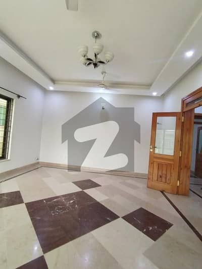 50*90 Brand New Type Upper Portion For Rent In G13 Islamabad
