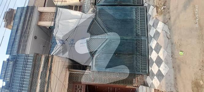 حیات آباد فیز 6 - ایف6 حیات آباد فیز 6,حیات آباد,پشاور میں 3 کمروں کا 5 مرلہ زیریں پورشن 35.0 ہزار میں کرایہ پر دستیاب ہے۔