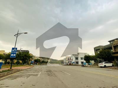 بحریہ انکلیو - سیکٹر این بحریہ انکلیو,بحریہ ٹاؤن,اسلام آباد میں 8 مرلہ رہائشی پلاٹ 1.25 کروڑ میں برائے فروخت۔