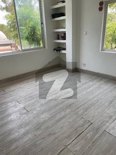 one bedroom attached bath for family or bachelors reasonable rent