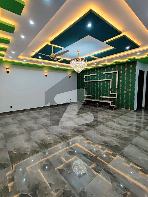 1 Kanal Full House Available For Rent 1 Kanal Full House Available For Rent