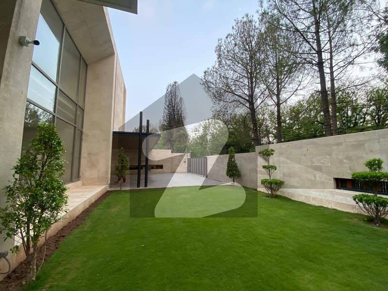 Luxury House Available For Rent In F7 Luxury House Available For Rent In F7
