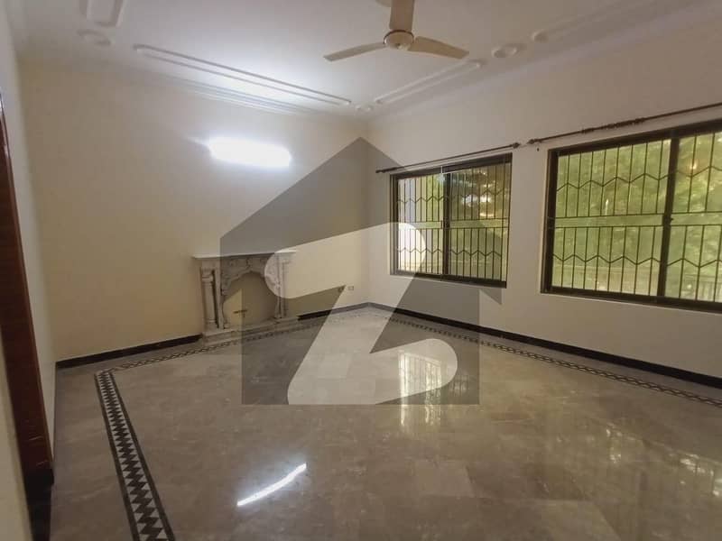 ایف ۔ 10 اسلام آباد میں 5 کمروں کا 1 کنال مکان 5.0 لاکھ میں کرایہ پر دستیاب ہے۔ ایف ۔ 10 اسلام آباد میں 5 کمروں کا 1 کنال مکان 5.0 لاکھ میں کرایہ پر دستیاب ہے۔