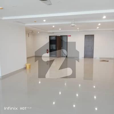 پینٹا سکوائر بائے ڈی ایچ اے لاهور ڈی ایچ اے فیز 5,ڈیفنس (ڈی ایچ اے),لاہور میں 3 کمروں کا 12 مرلہ پینٹ ہاؤس 2.25 لاکھ میں کرایہ پر دستیاب ہے۔