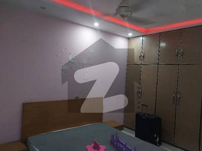 پی اے ایف کالونی لاہور میں 2 کمروں کا 12 مرلہ بالائی پورشن 70.0 ہزار میں کرایہ پر دستیاب ہے۔