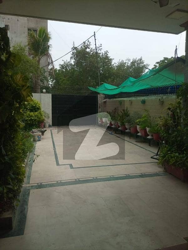 گلشنِ اقبال ٹاؤن کراچی میں 1 کنال گودام 4.0 لاکھ میں کرایہ پر دستیاب ہے۔ گلشنِ اقبال ٹاؤن کراچی میں 1 کنال گودام 4.0 لاکھ میں کرایہ پر دستیاب ہے۔