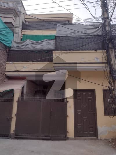 حیات آباد فیز 6 - ایف8 حیات آباد فیز 6,حیات آباد,پشاور میں 3 کمروں کا 5 مرلہ زیریں پورشن 38.0 ہزار میں کرایہ پر دستیاب ہے۔
