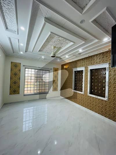 BEAUTIFUL HOUSE FOR SALE WITH ALL FACILITIES LOCATED IN LDA AVENUE 1