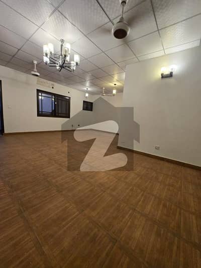 DUPLEX APPARTMENT AVAILABLE FOR RENT MAIN SHARAH E FAISAL