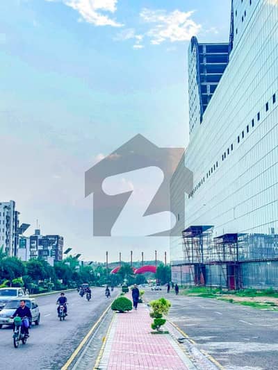 5 KANAL FARMHOUSE PLOT FOR SALE IN BLOCK D GULBERG GREENS ISLAMABAD