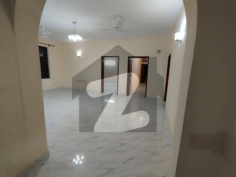 F-10 -00 Upper Portion 3 Beds Rent 175000 Real Pic F-10 -00 Upper Portion 3 Beds Rent 175000 Real Pic