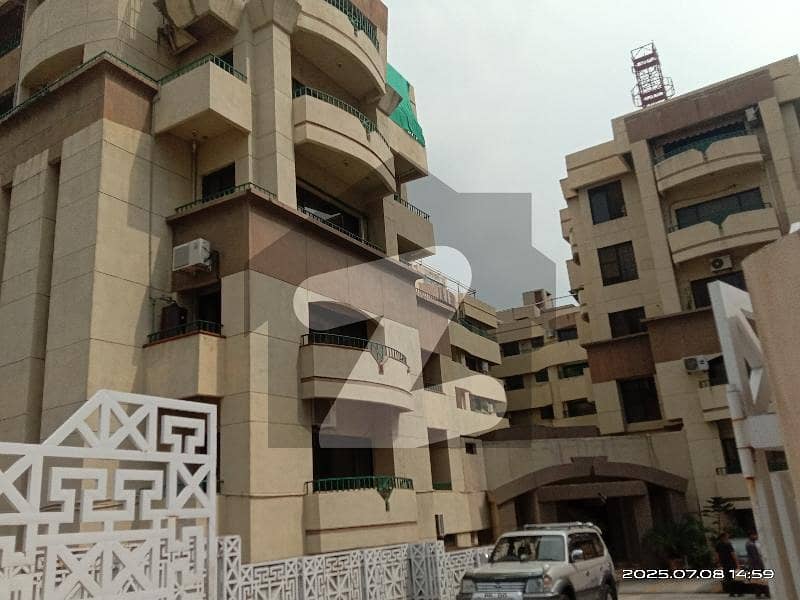 Spacious 3 Bedroom Apartment Available For Rent In F-11. Spacious 3 Bedroom Apartment Available For Rent In F-11.