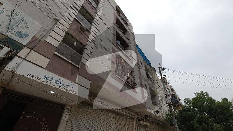 سُرجانی ٹاؤن - سیکٹر ڈی5 سُرجانی ٹاؤن - سیکٹر 5,سُرجانی ٹاؤن,گداپ ٹاؤن,کراچی میں 2 کمروں کا 3 مرلہ فلیٹ 38.0 لاکھ میں برائے فروخت۔