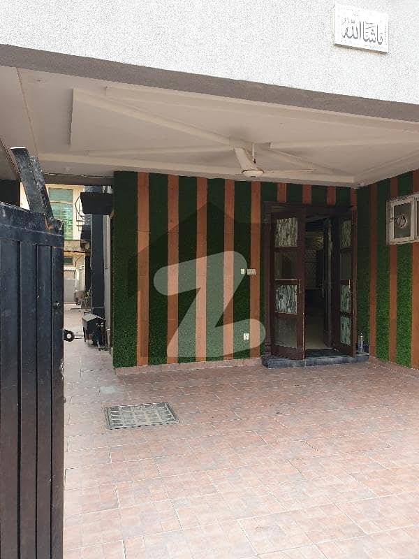 10 Marla house for rent 10 Marla house for rent