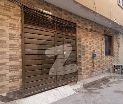 گوشہ احباب - فیز 3 گوشہء احباب,لاہور میں 4 کمروں کا 3 مرلہ مکان 1.2 کروڑ میں برائے فروخت۔