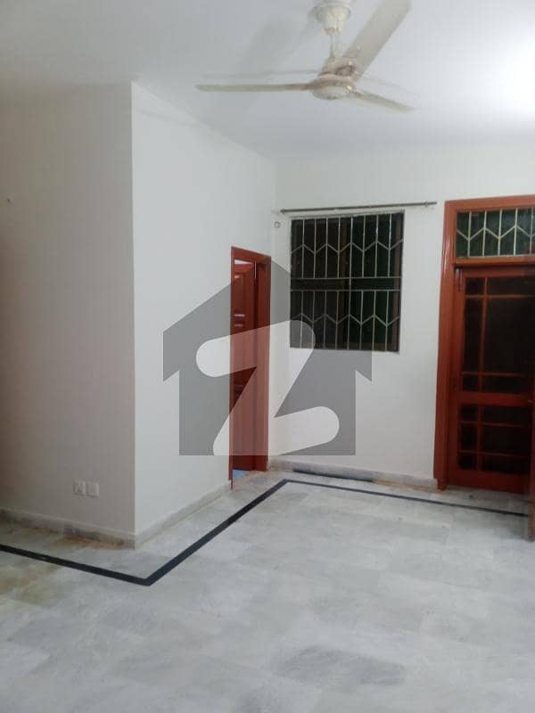 2 bed ground portion for rent e,11 2 bed ground portion for rent e,11