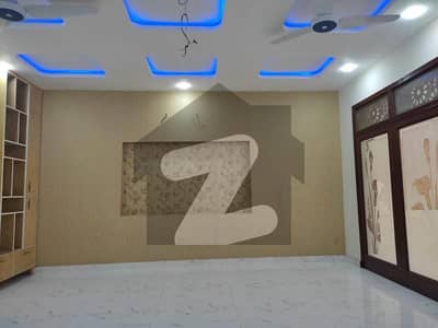 10 MARLA USED HOUSE AVAILABLE FOR RENT IN GHAZNAVI BLOCK BAHRIA TOWN LAHORE