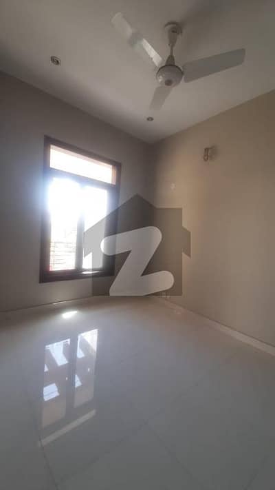 550 YARDS UPPER PORTION AVAILABLE FOR RENT
