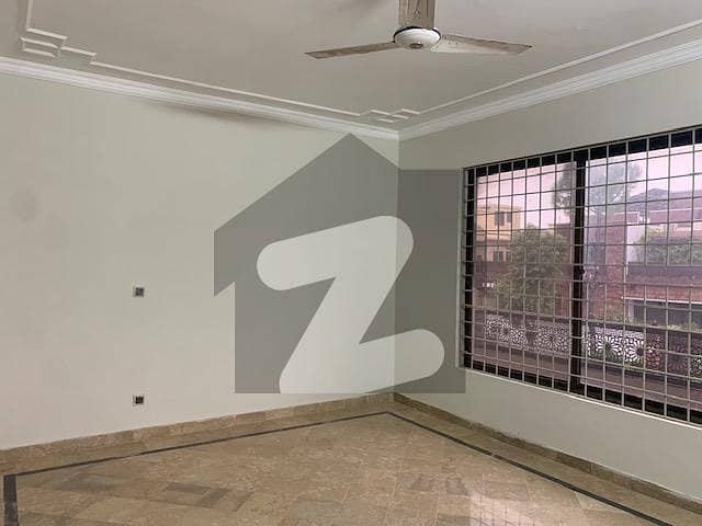 Renovated Upper Portion Available For Rent In F-11 Islamabad. Renovated Upper Portion Available For Rent In F-11 Islamabad.