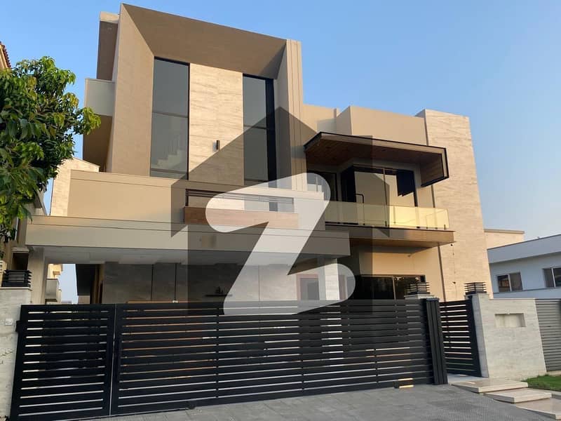 1 Kanal Brand New, Modern , Beautiful House