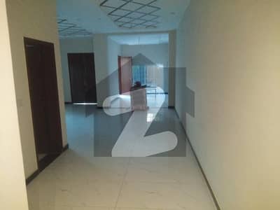 پی جی ای سی ایچ ایس فیز 2 - بلاک سی پی جی ای سی ایچ ایس فیز 2,پنجاب گورنمنٹ ایمپلائیز سوسائٹی,لاہور میں 5 کمروں کا 10 مرلہ مکان 3.15 کروڑ میں برائے فروخت۔ پی جی ای سی ایچ ایس فیز 2 - بلاک سی پی جی ای سی ایچ ایس فیز 2,پنجاب گورنمنٹ ایمپلائیز سوسائٹی,لاہور میں 5 کمروں کا 10 مرلہ مکان 3.15 کروڑ میں برائے فروخت۔