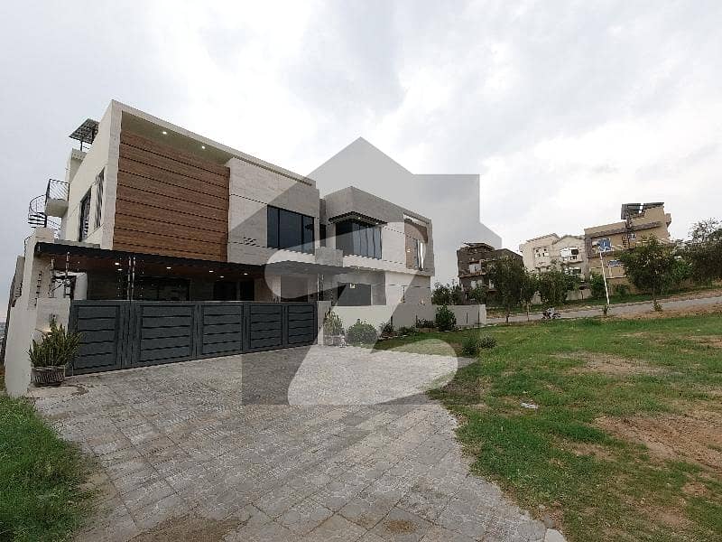 Tripple Storey 18 Marla House For sale In Bahria Town Phase 8 - Sector F-1 Rawalpindi Tripple Storey 18 Marla House For sale In Bahria Town Phase 8 - Sector F-1 Rawalpindi